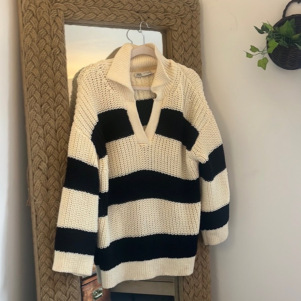 Zara oversized knit sweater